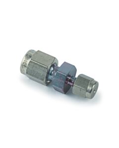 Restek Swagelok Fitting, 1/8" to 1/16" Reducing Union, Siltek/Sulfinert Treated, ea.