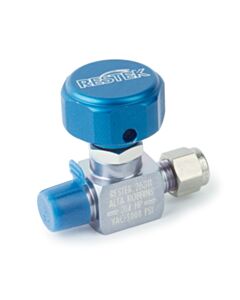 Restek 1/4" Male NPT x 1/4" Male Compression UHP Sample Cylinder Valve, 5000 psig DOT Pressure Rating, Sulfinert Treated